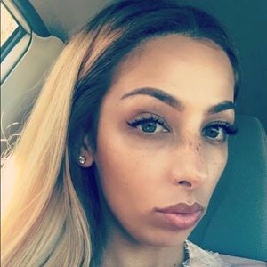 Meet your Posher, Rose